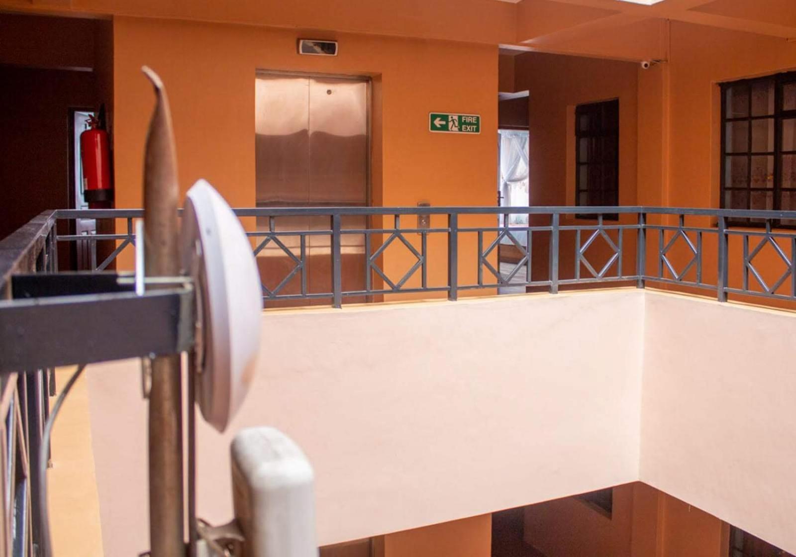 Deka Hotel Ngara Equity Nairobi Luaran gambar