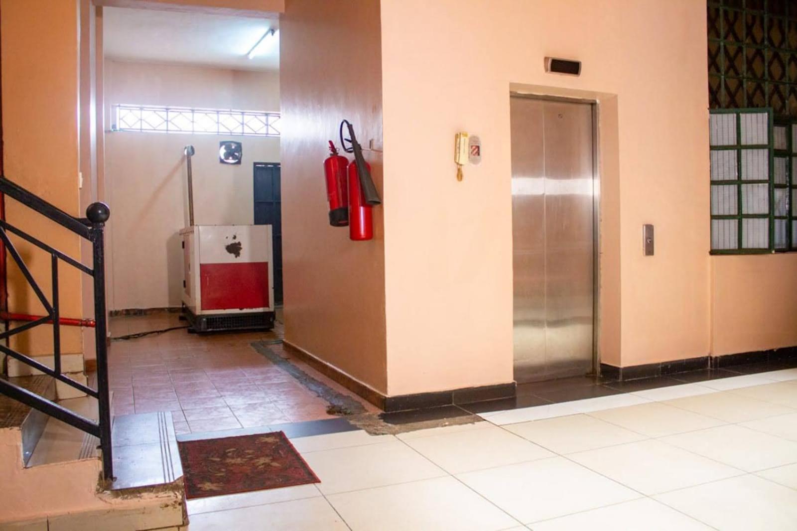 Deka Hotel Ngara Equity Nairobi Luaran gambar